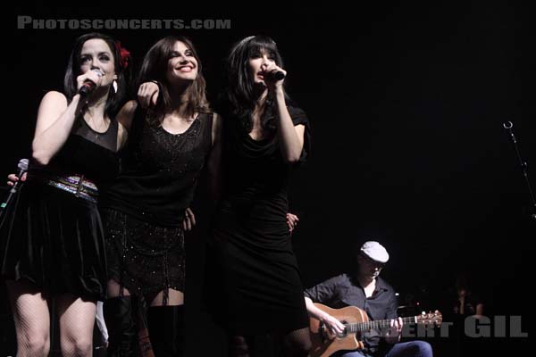 NOUVELLE VAGUE - 2010-11-30 - PARIS - Casino de Paris - Helena Noguerra - Mareva Galanter - Olivier Libaux